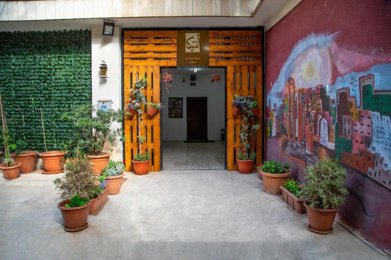 Antika Amman Hotel Экстерьер фото