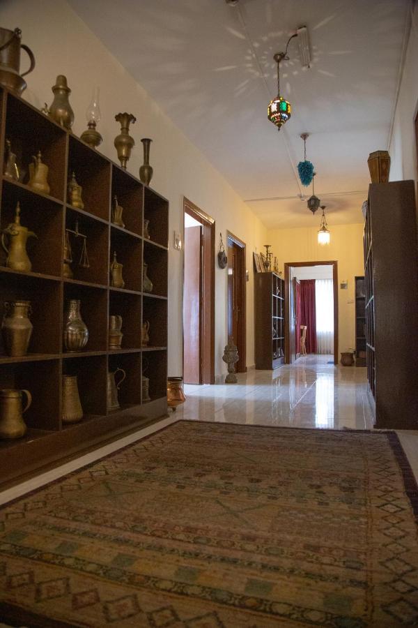 Antika Amman Hotel Экстерьер фото