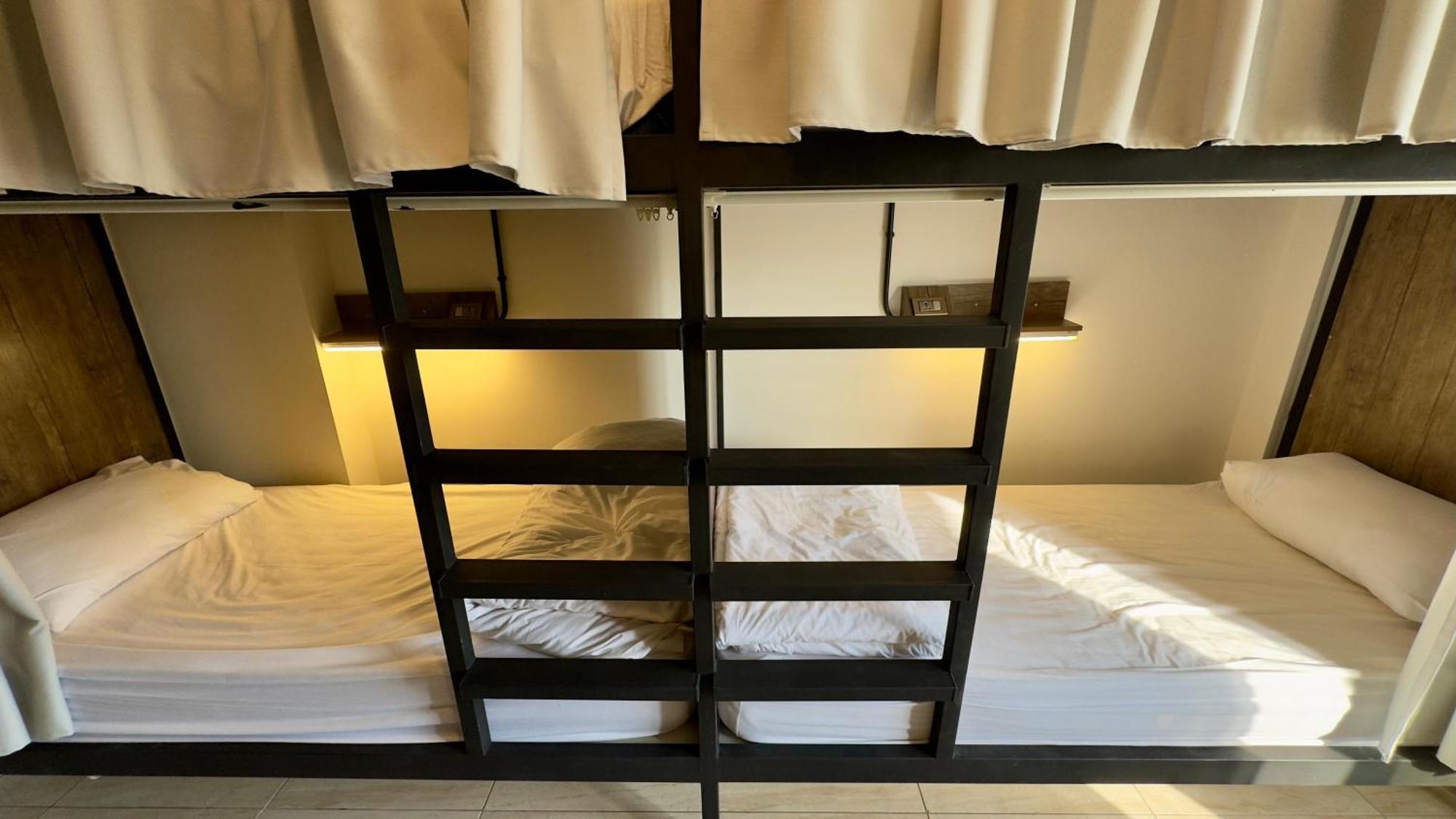 Antika Amman Hotel Экстерьер фото
