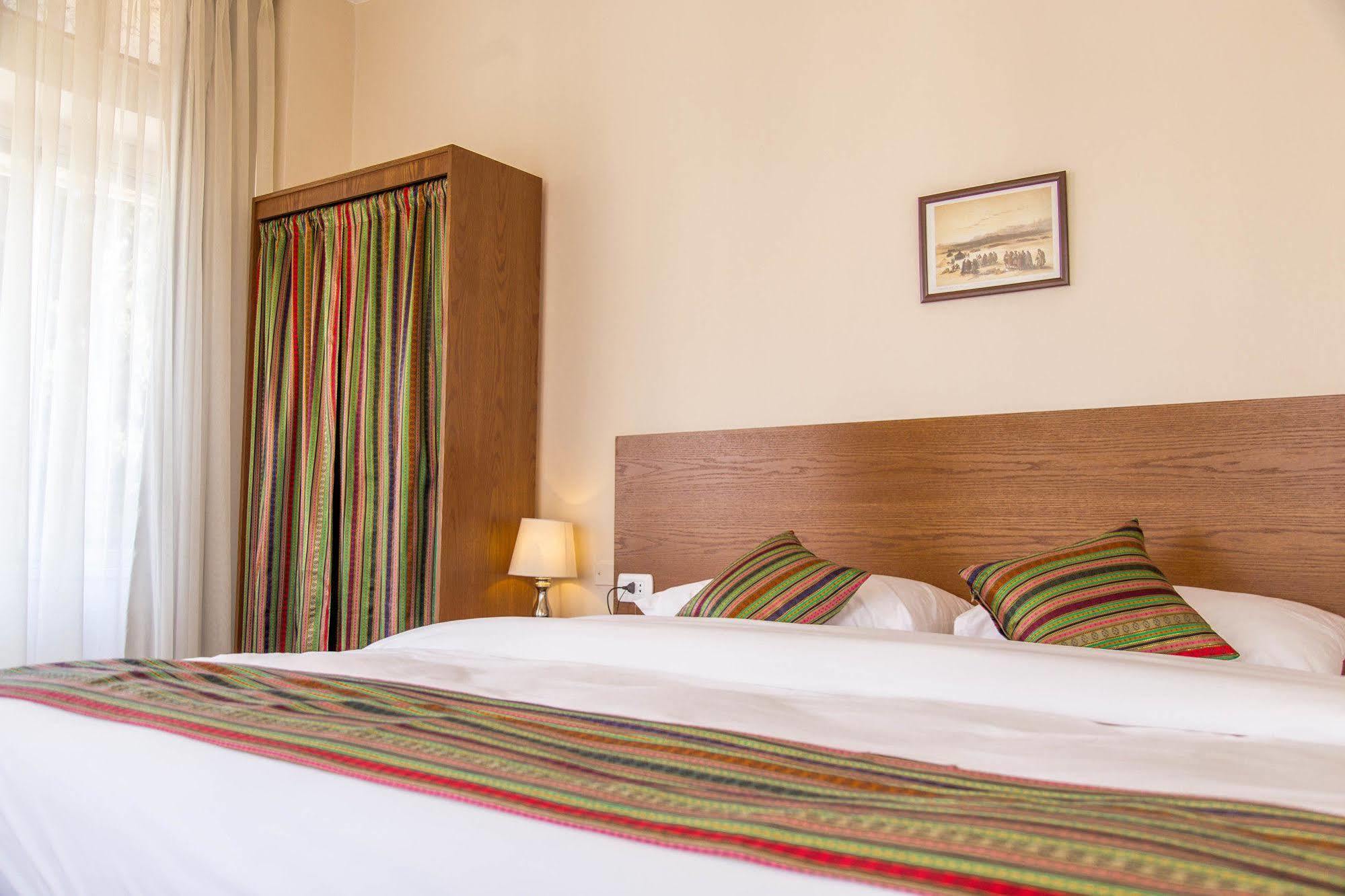 Antika Amman Hotel Экстерьер фото